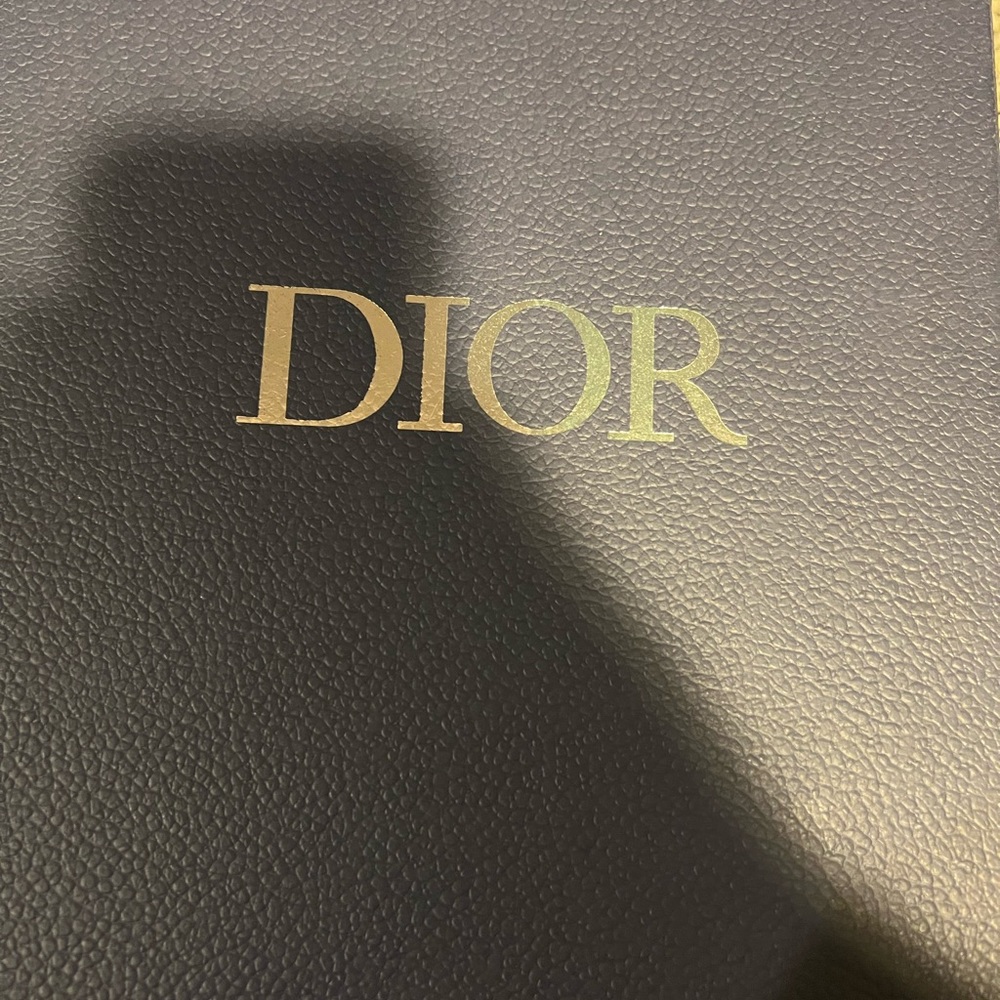 COPY - Dior - Picture 3 of 4